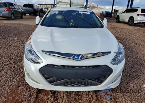 2013 Hyundai Sonata Hybrid z USA, uszkodzony, nr VIN KMHEC4A49DA094767